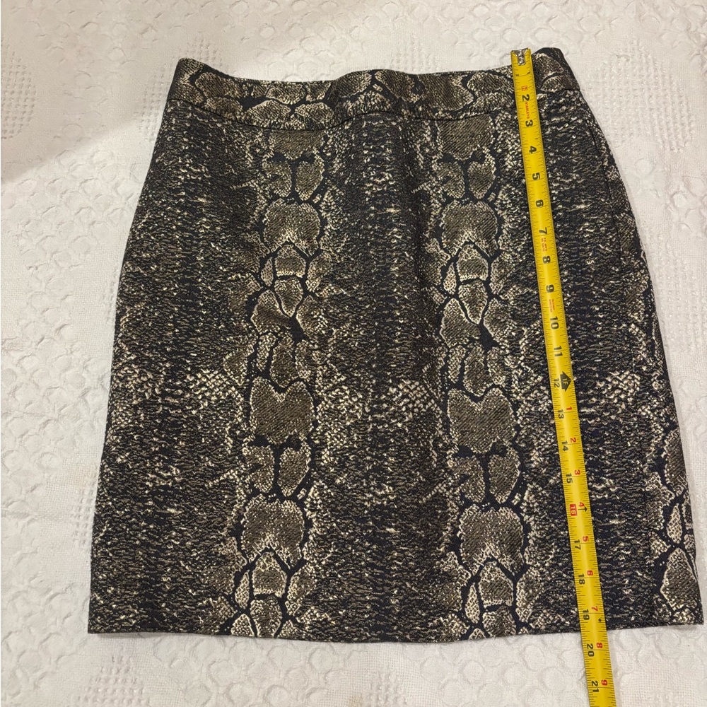Worthington Elegant Snake Print Skirt Women Size 4